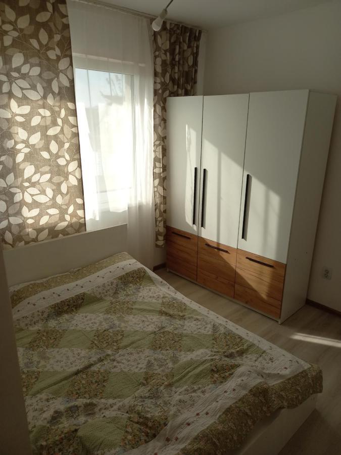 Twins Residence 2 Apart Hotel Ap 2 2 Rooms Chiajna Екстер'єр фото