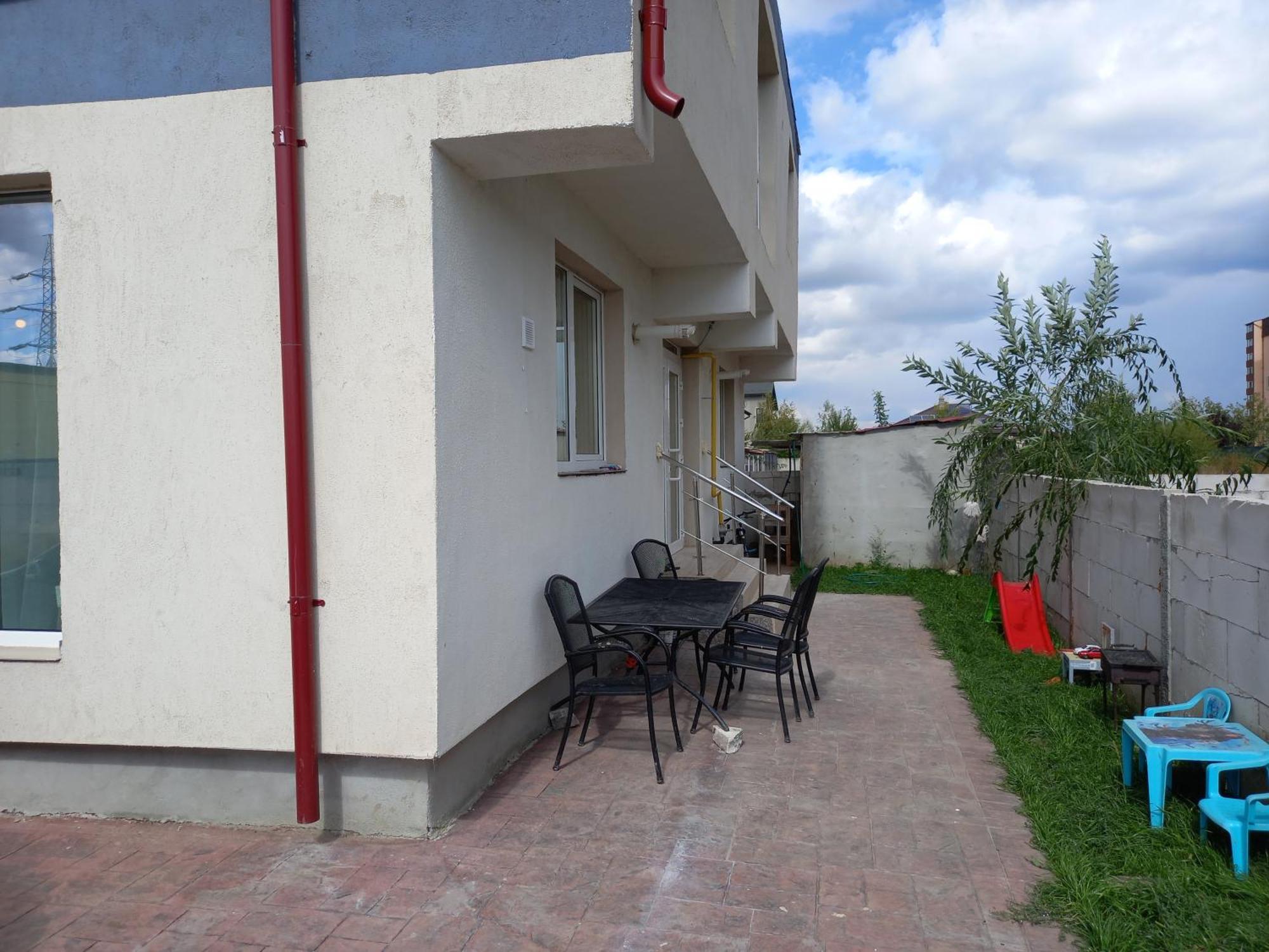 Twins Residence 2 Apart Hotel Ap 2 2 Rooms Chiajna Екстер'єр фото